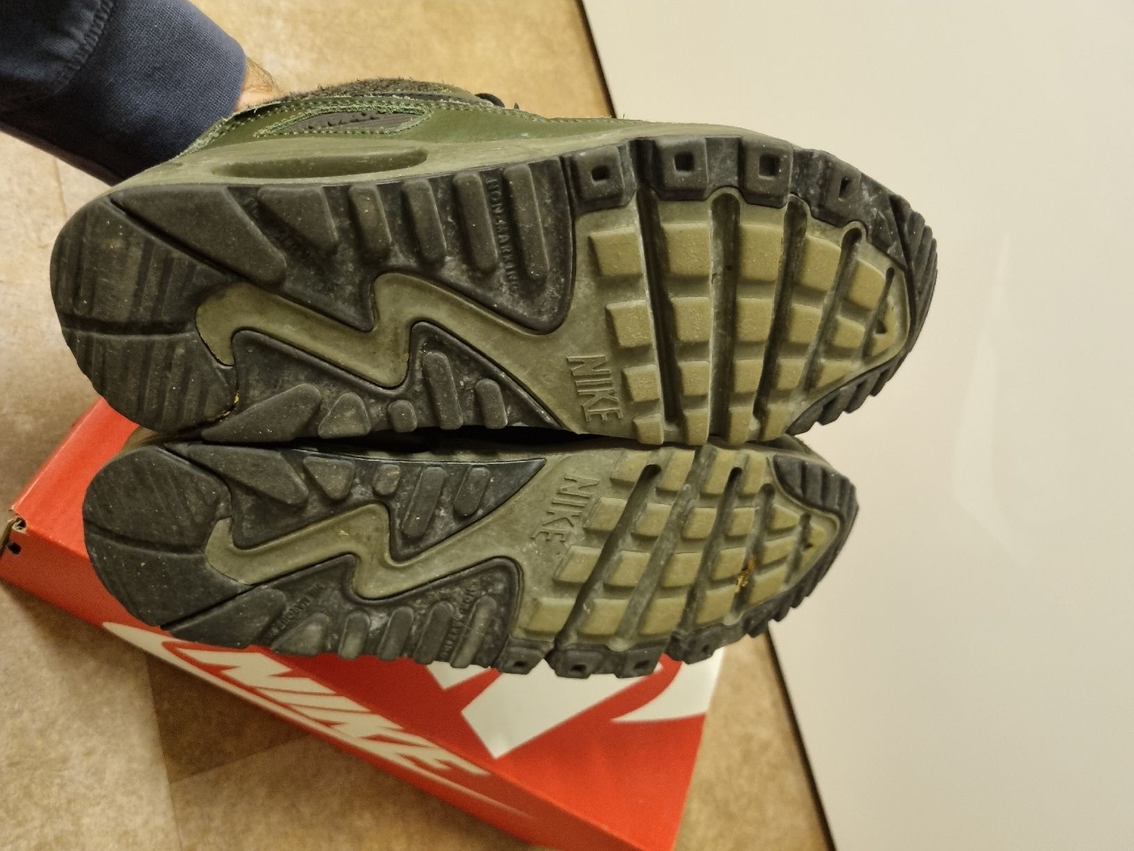 Nike Scarpe da uomo: Nike Air Max 90 – Usato da Schöftland venduto da kosi86 3