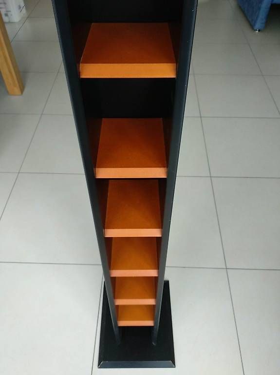 Racks & Supports: CD-Turmständer – D'occasion à Altnau par Brumm