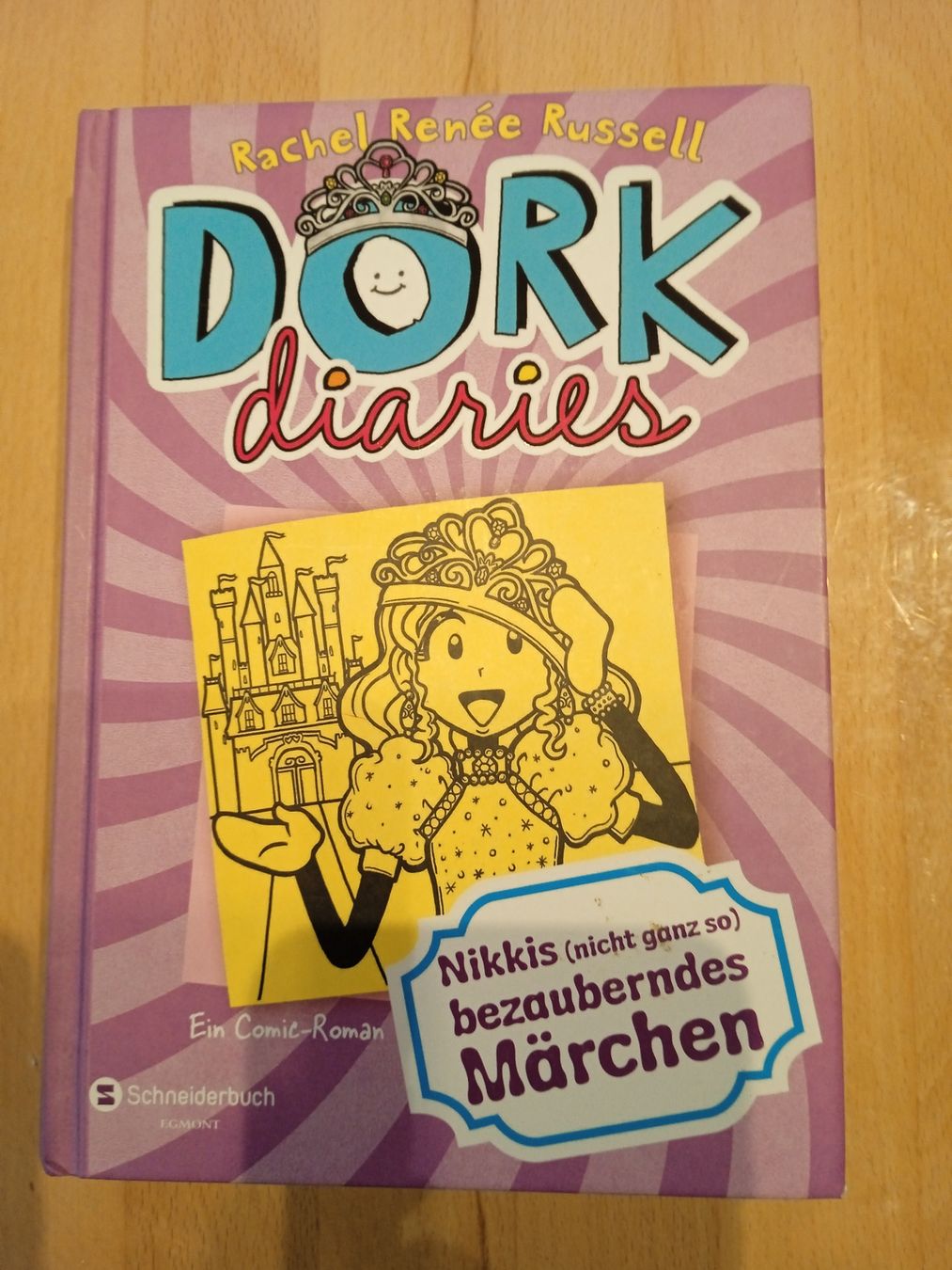 Libri: Dork Diaries - Nikkis Märchen – Usato da Bazenheid venduto da Blaubolino