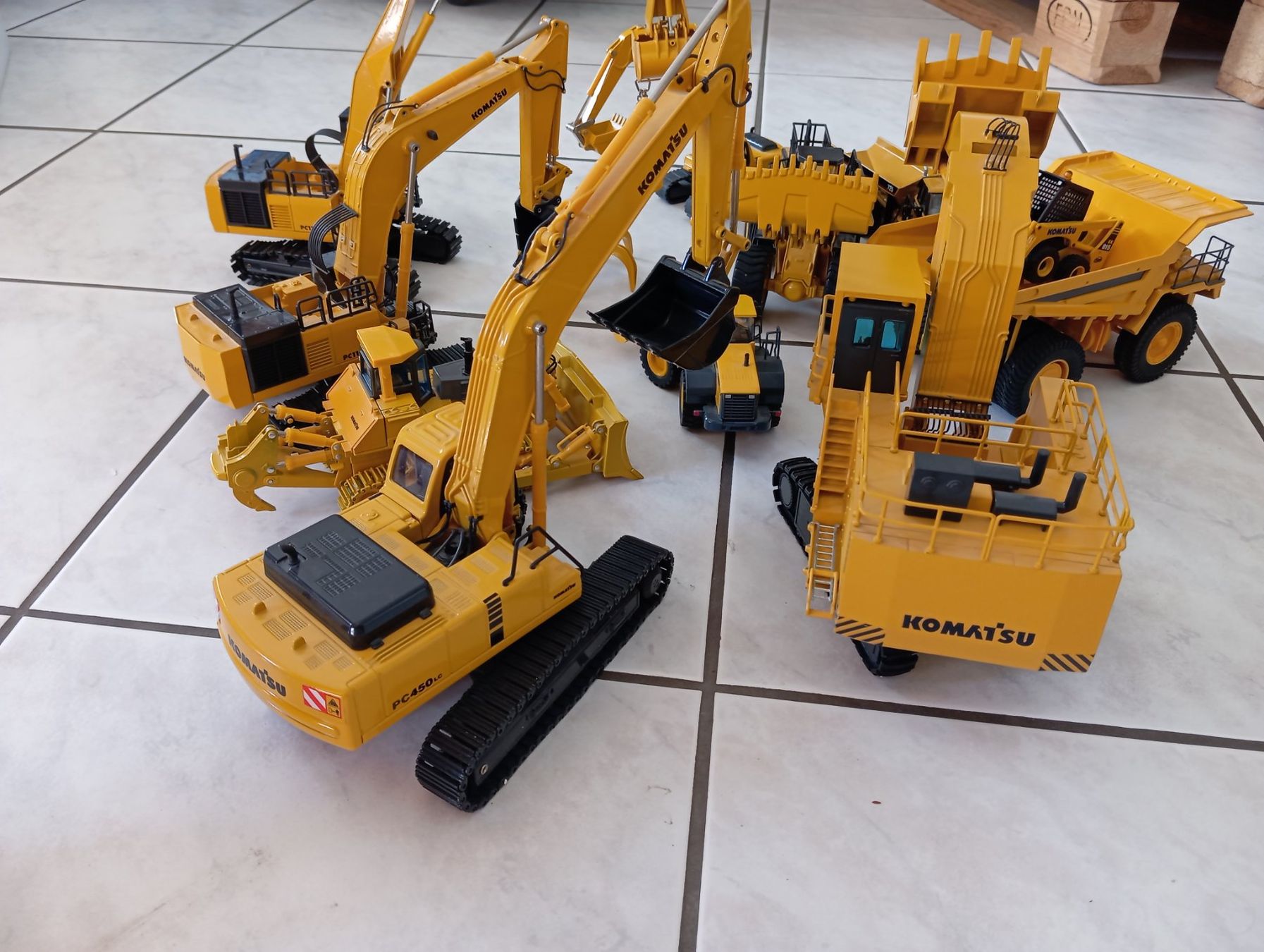 Joal Kits de montage: Komatsu Sammlung – Neuf (Voir description) à Haag (Rheintal) par Mayon1 6