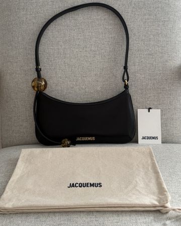 Jacquemus handbag black leather new condition with tags