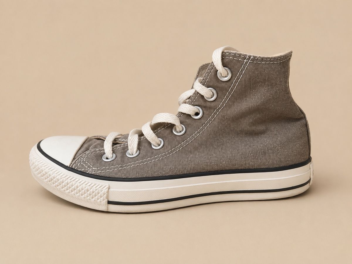 Scarpe da donna: Grey Converse All Star High 37.5  – Nuovo (secondo la descrizione) da Matten b. Interlaken venduto da kat_68g9 1