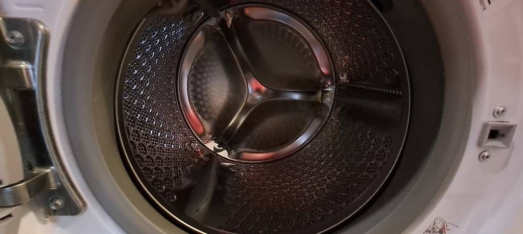 AEG Lavatrici: Machine a laver plus sèche linge _ 9kg – Usato da La Croix (Lutry) venduto da edo_n8wf