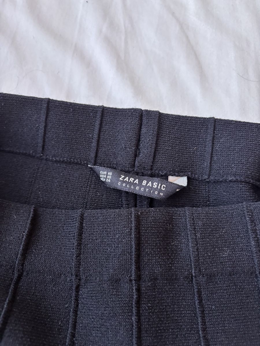 Zara Gonne: Zara Basic A Line Skirt size S – Usato da Zürich venduto da lydia_l 3