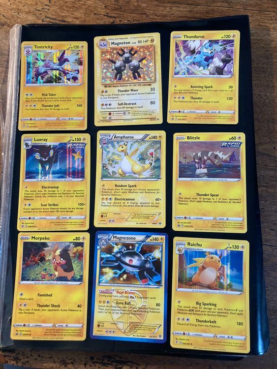 9 Holo Electric Type Pokémon Cards Lot ENG Kaufen auf Ricardo
