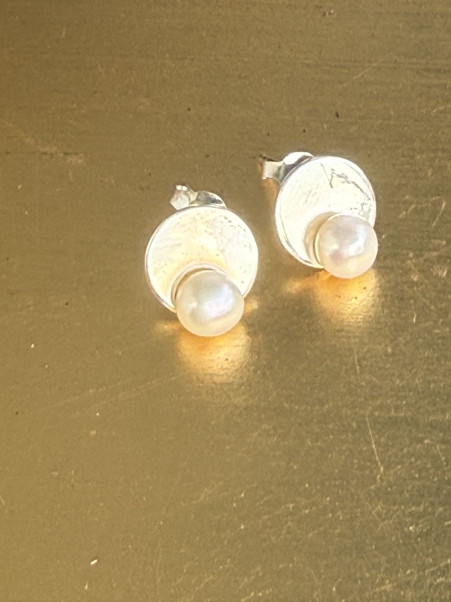 Orecchini pendenti & Orecchini a lobo: Schöner 925 Silber Ohrstecker mit Perleu – Nuovo e nell'imballaggio originale da Maienfeld venduto da Cmicky 1