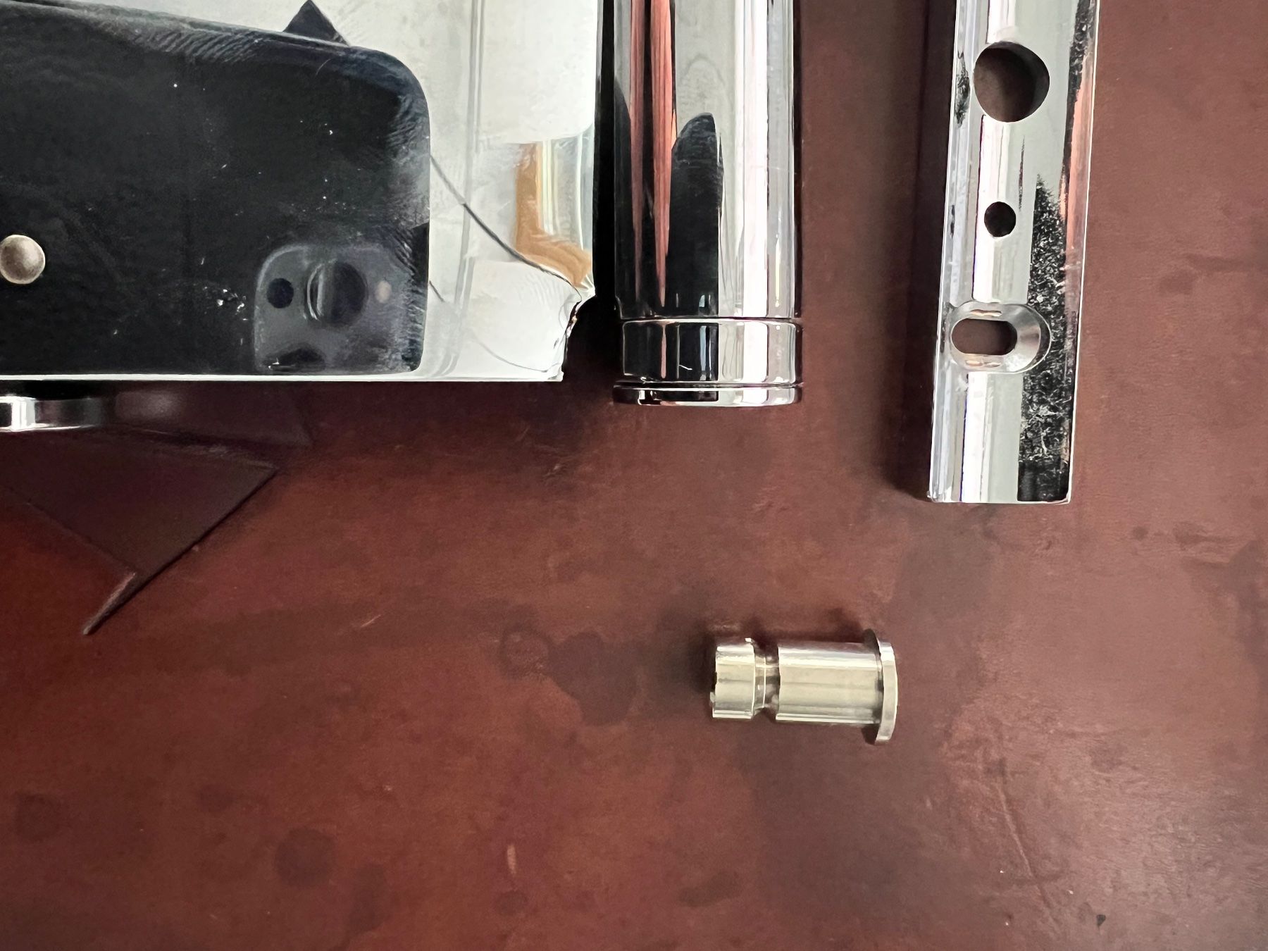 WC: Keuco Toilettenpapierhalter – Difettoso da Richterswil venduto da Solemare47Nicole 3