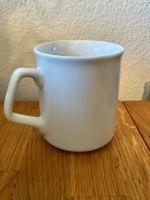 Kaffeetasse weiss aus Keramik in gutem Zustand