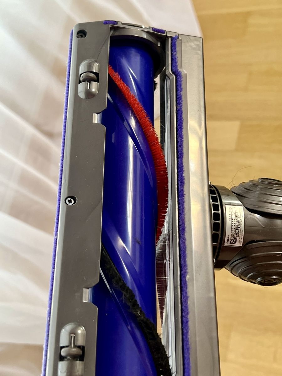 Dyson Aspirapolveri & Accessori: Dyson V8 Vacuum Cleaner Set With Accessories — COMPLETE SET – Usato da Urdorf venduto da fre_8xmr 2