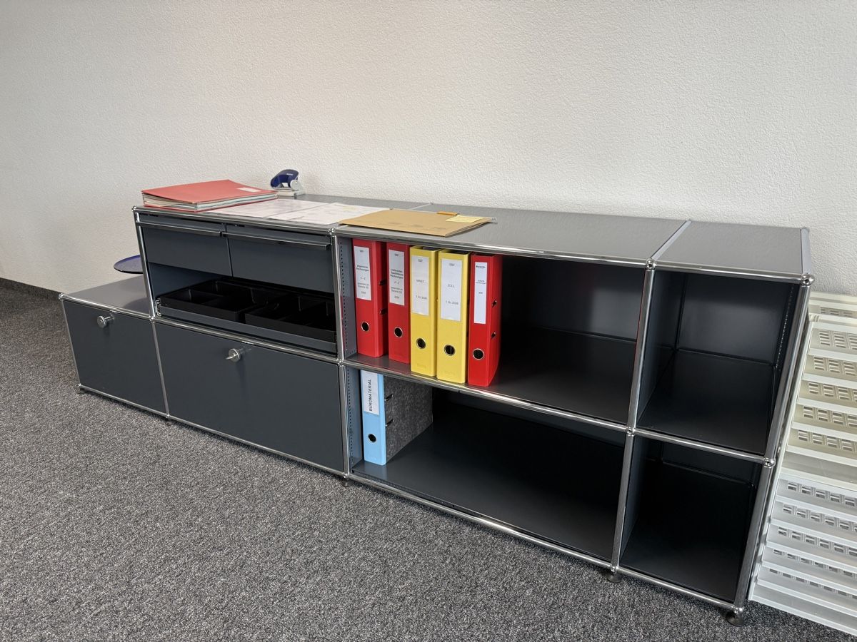 Regale: USM Haller Sideboard Anthrazit, Top Zustand – Neu (gemäss Beschreibung) aus Steinhausen von Elif.Guerbuez 1