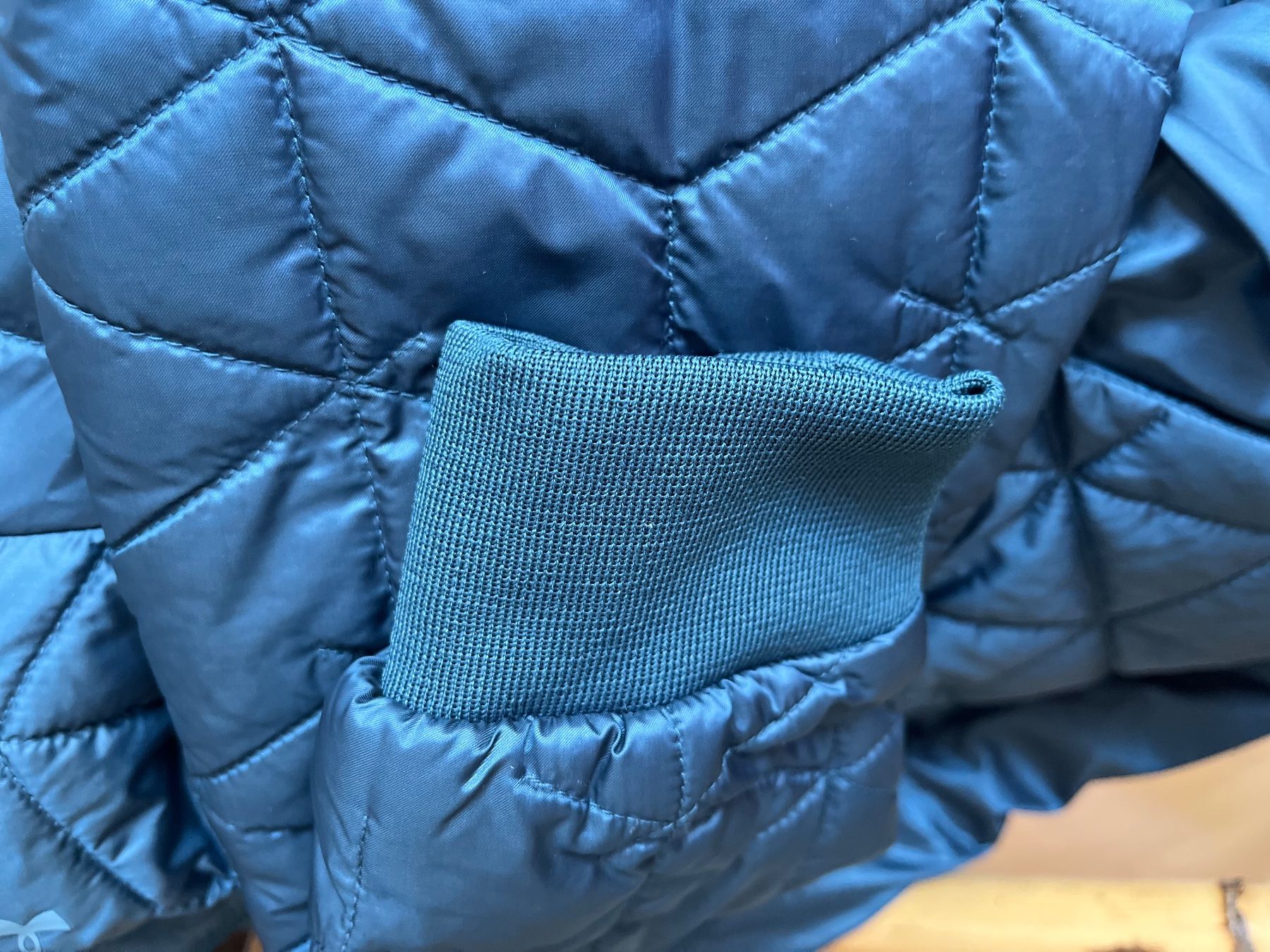 Under Armour Giacche: Under Armour Coldgear Reactor Jacket Grösse M Neu – Nuovo (secondo la descrizione) da Zeiningen venduto da man_69cj 5
