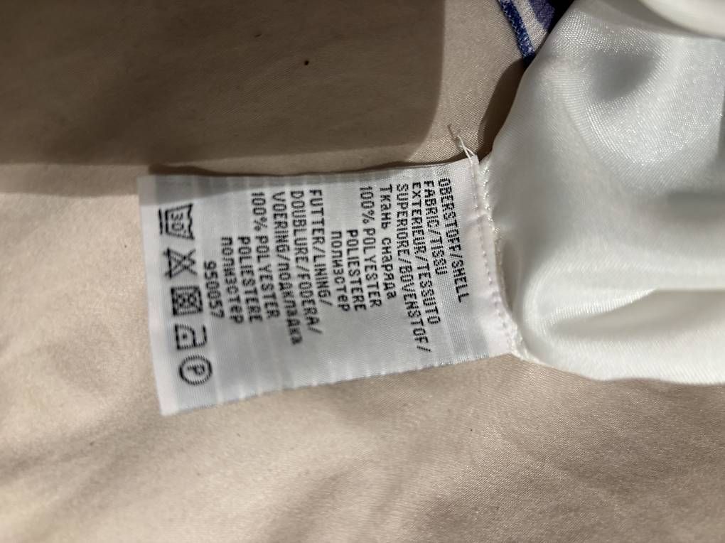 Kleider: Vendo un bellissimo vestito da sera – Gebraucht aus Soazza von afa_r6cx 4