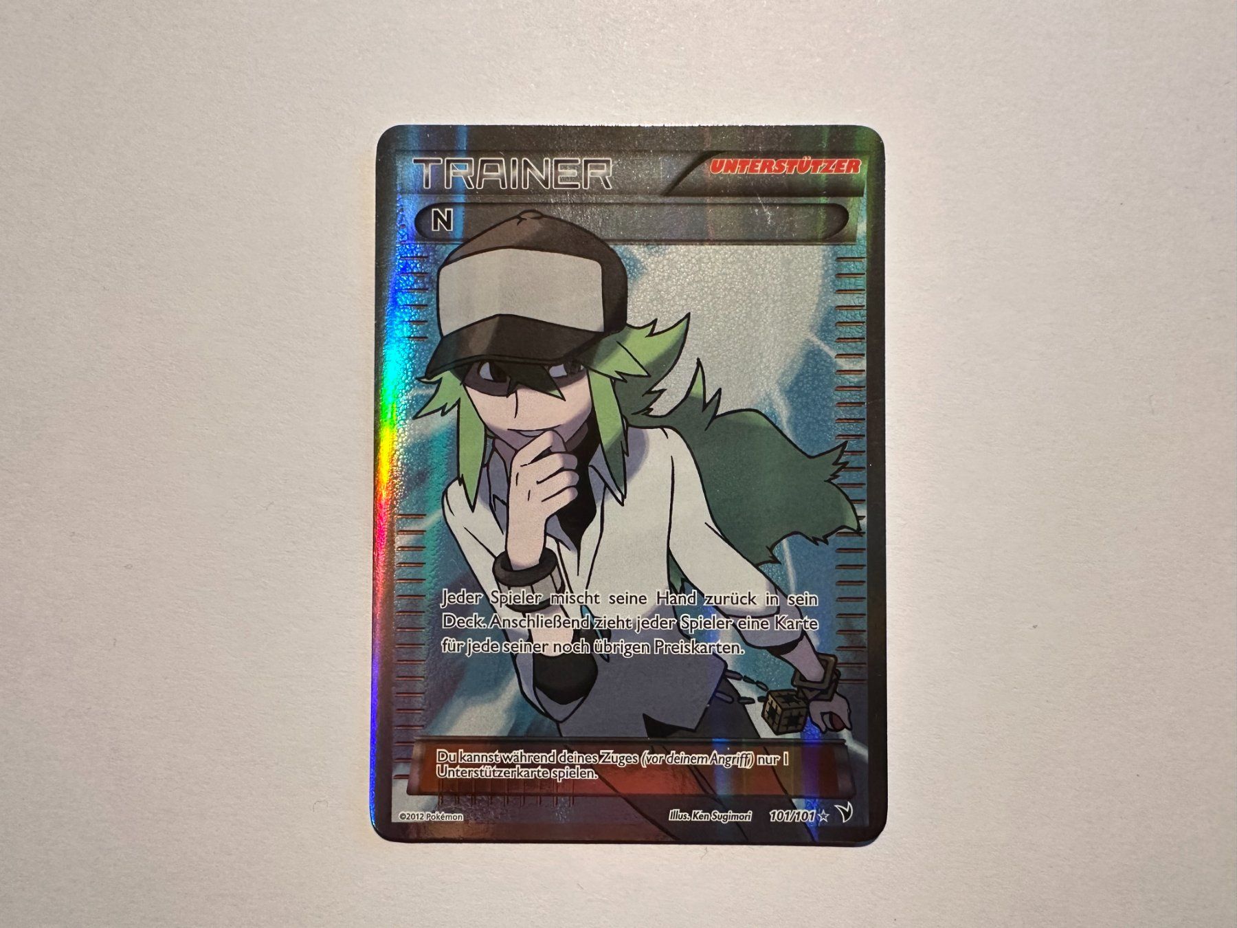Pokémon Carte collezionabili: N Königliche Siege S&W Trainer Fullart DE – Usato da Hagendorn venduto da Pokecollectorch 1