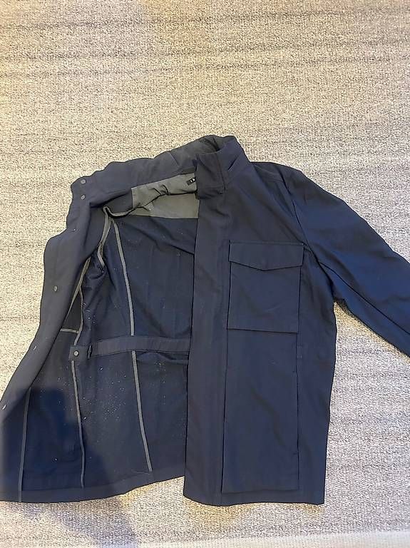 Theory Giacche: Theory Navy Mens Spring/Fall Coat, Size Large – Usato da Thalwil venduto da pal_x28f 4