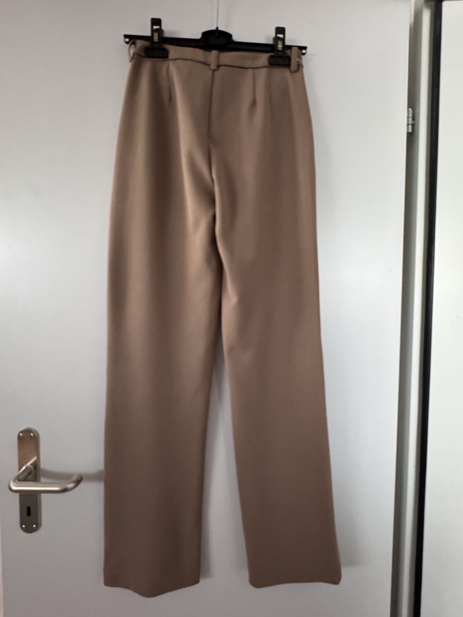 Only Hosen: Only Tailoring Hose, hellbraun, Gr. S/32, neuwertig! – Gebraucht aus Oberbipp von jan_68pd 2