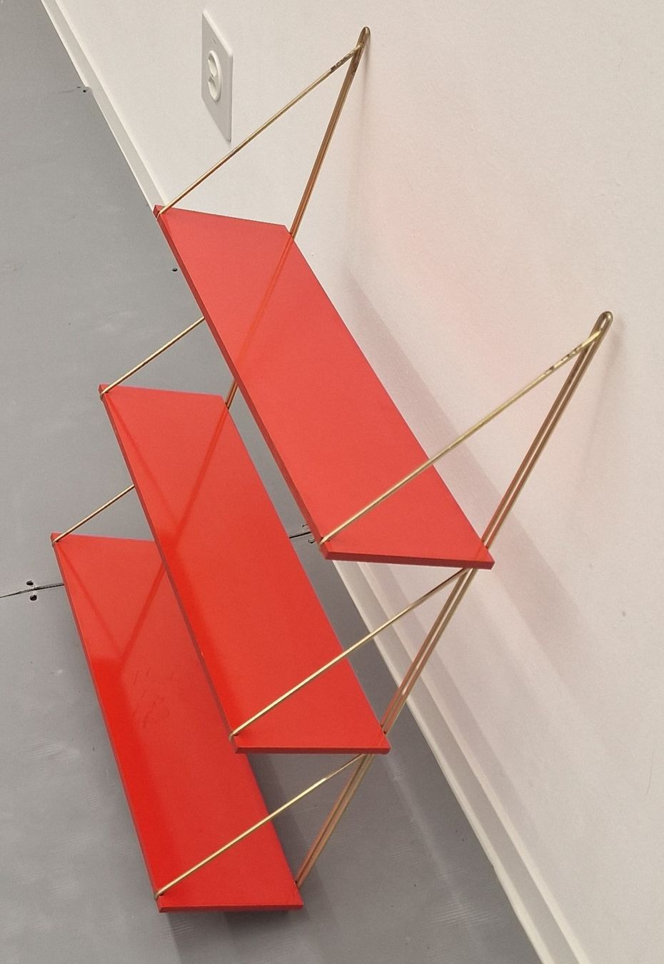 Scaffali: MCM Vintage Design, Stringregal, Metall, 3 Tablare, 1960er – Usato da St. Gallen venduto da chambredirecte 6