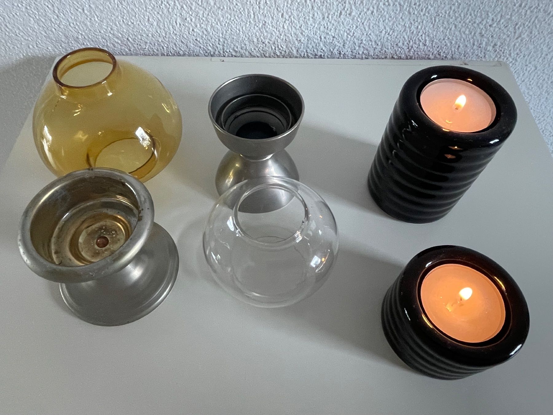 Portacandele: 2 kleine Windlichter & 2 kleine Kerzenständer – Usato da Winkel venduto da Kade50 2