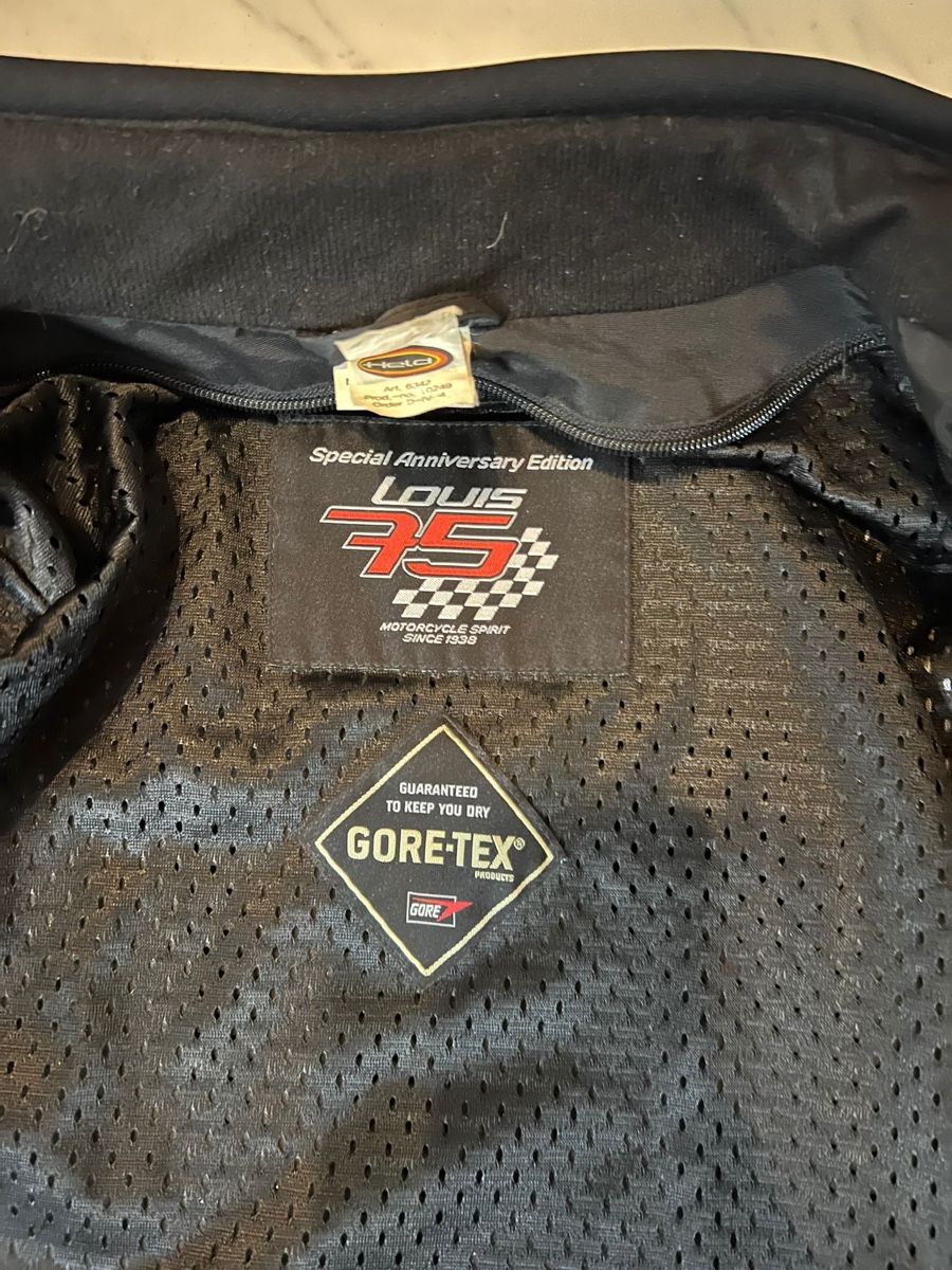 Held Jacken: Held Motorradjacke Gore-Tex  – Gebraucht aus Ennetmoos von lelemi98 4