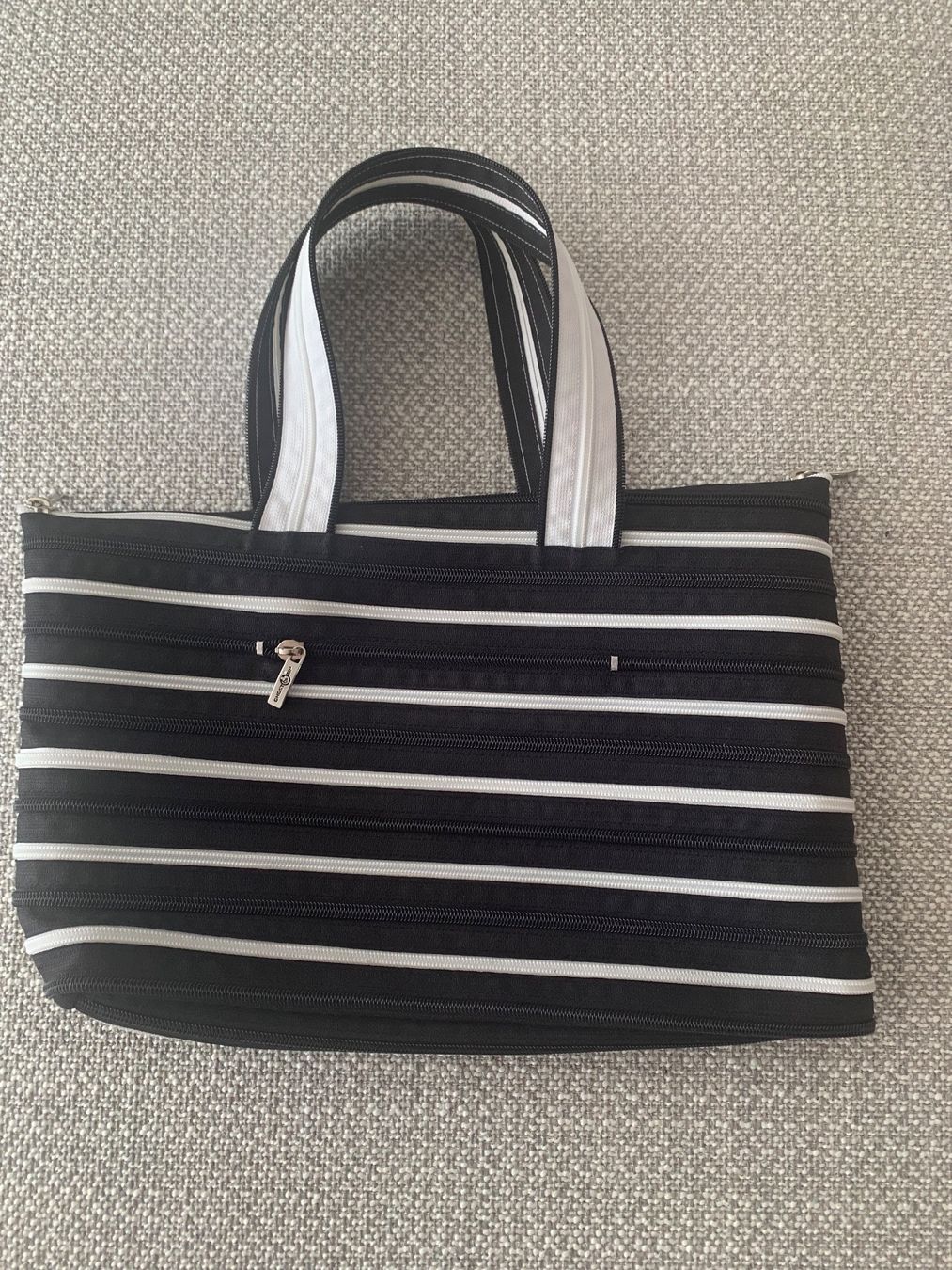 Borse da donna: Reissverschluss Tasche vom Ghostzip – Usato da Illnau venduto da PS62 1