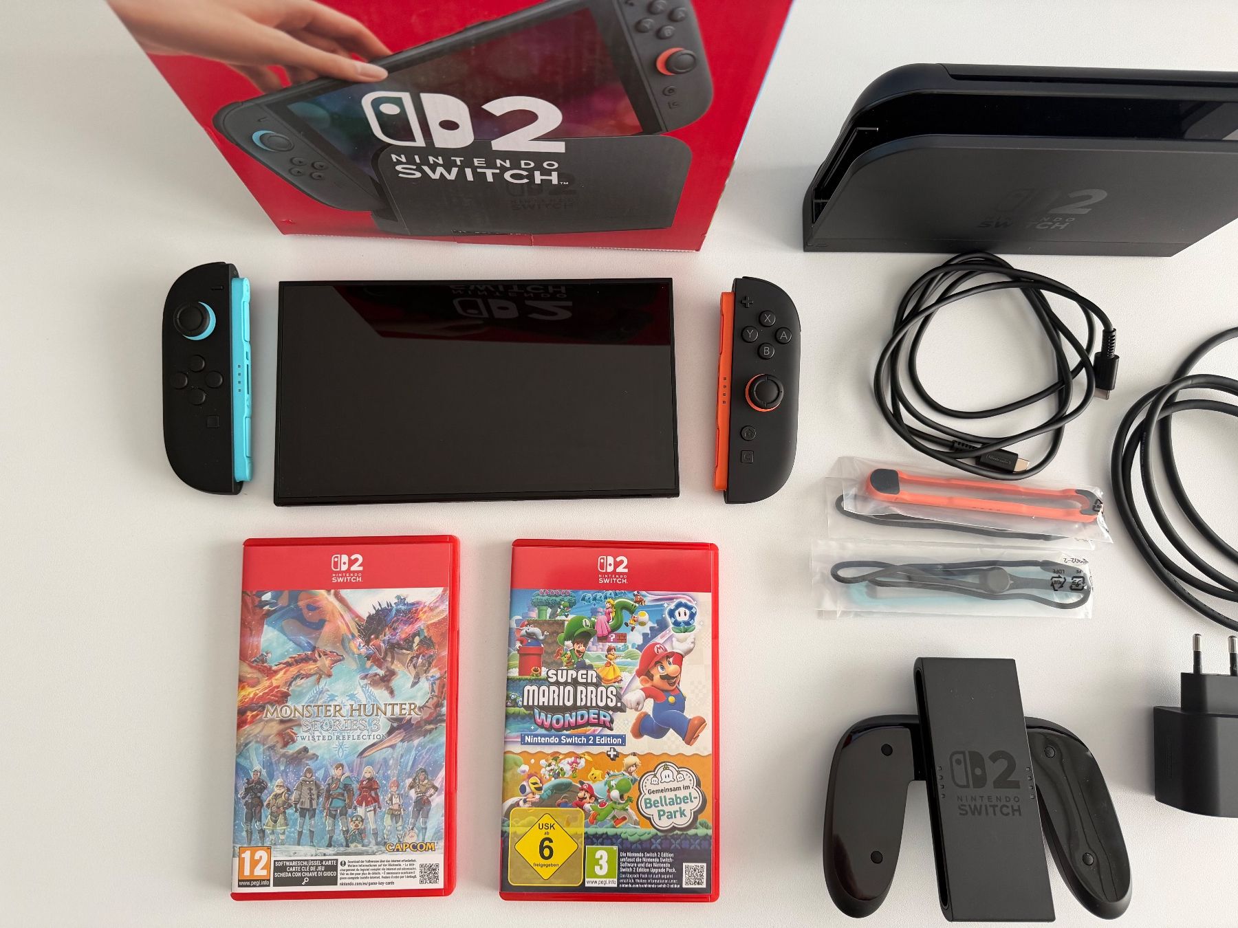Nintendo Consoles: Nintendo Switch 2 inkl. zwei Nintendo Switch 2-Spiele – Neuf (Voir description) à Wollerau par Baechr 1