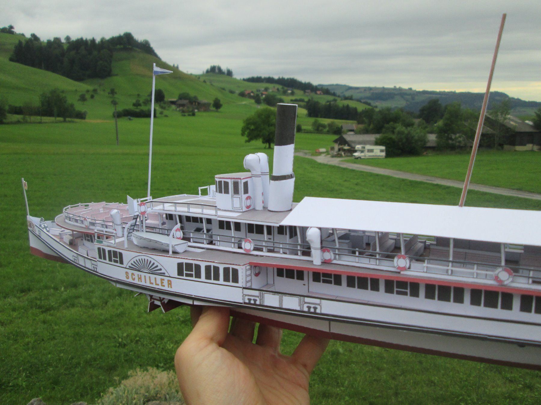 Kit di modellismo & Modellini statici: Dampfschiff Schiller Modellbogen 1:100 – Nuovo e nell'imballaggio originale da Sempach venduto da Pilatus20 1