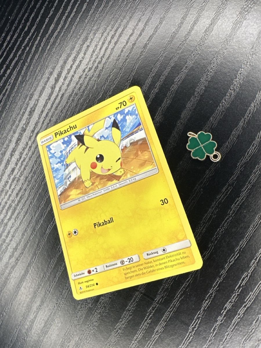 Pokémon Carte collezionabili: Pikachu 54/214 non Holo 2019 – Usato da Uster venduto da Neonschwarz 2