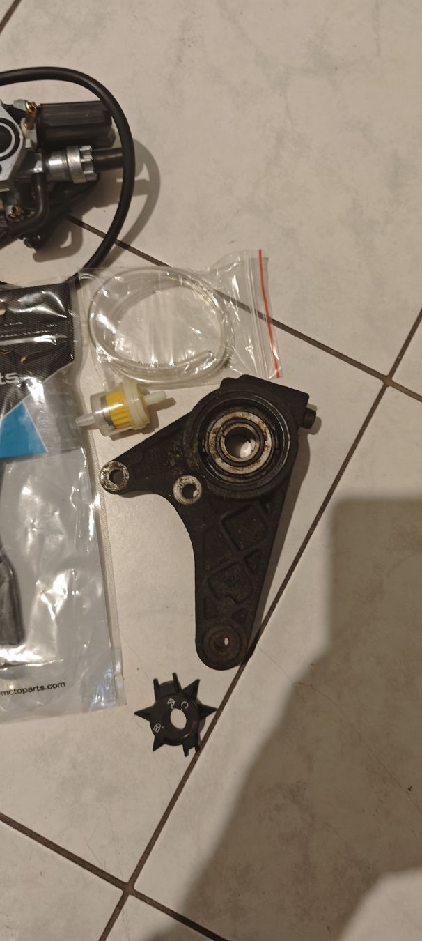 Peugeot Tutti pezzi di ricambio per scooter: peogeot speedfight teilen – Usato da Rupperswil venduto da pimpjuice 2
