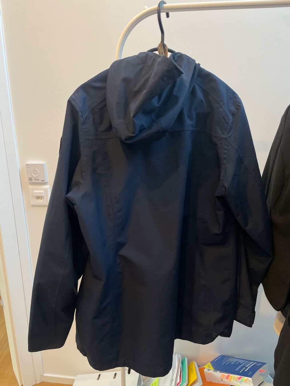 Giacche: Regenjacke dunkelblau, Grösse 40 – Usato da Aristau venduto da cherry-berry 2