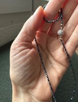 Collier élégant perles noires brillantes neuf