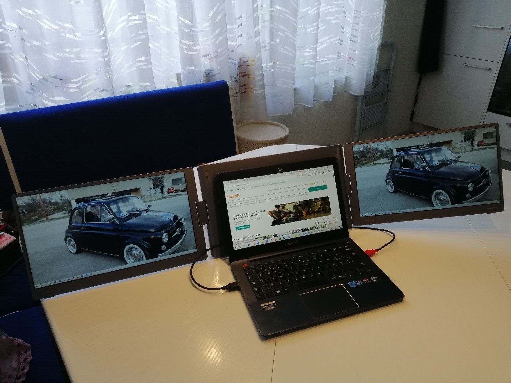 Monitor: Dual Monitore erweiterte tragbare Monitore 15.6 inch – Nuovo e nell'imballaggio originale da Zürich venduto da funtec03