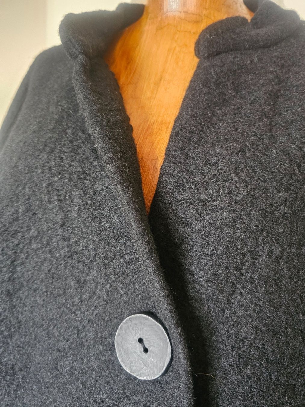 Giacche: Veste noire – Usato da Etoy venduto da az2011 1