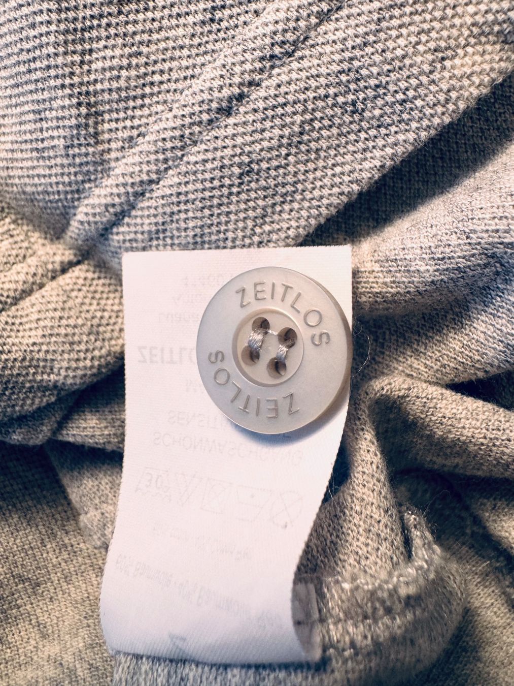Camicette: NEU Blusenshirt ZEITLOS by LUANA  hellgrau, Gr2 /40 – Nuovo (secondo la descrizione) da Würenlos venduto da ffrance3 8