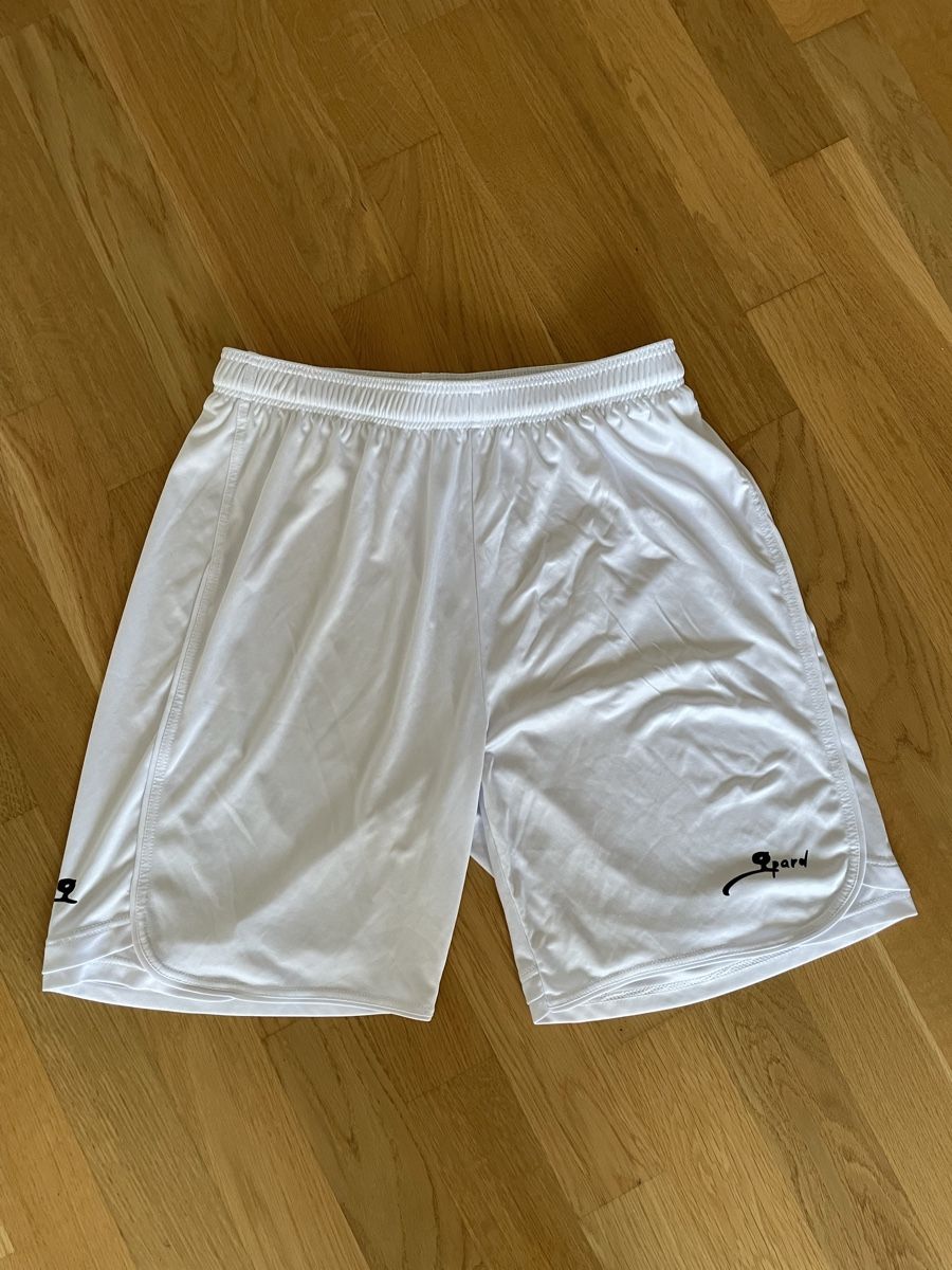 Pantaloni: Gpard Sport Shorts Weiss Grösse M – Usato da Lenzburg venduto da srunoraa_97