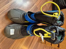 Winterschuhe gr33 mit Klett von SOREL b1