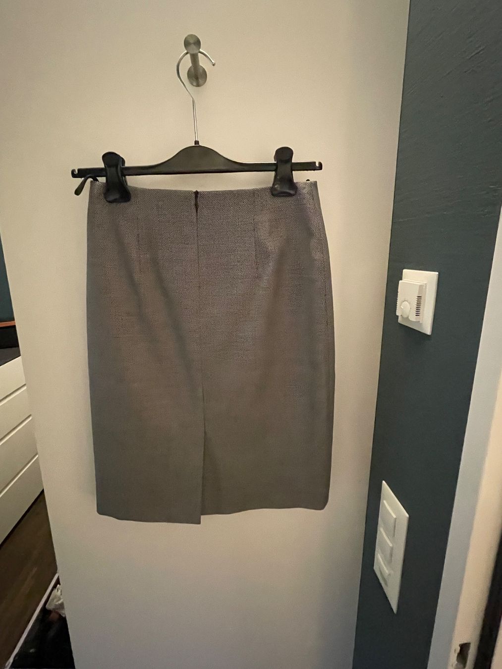 Hugo Boss Jupes: Hugo Boss - Damenrock – D'occasion à Adliswil par mg565758 1