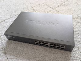 TP-Link TL-SG1016D 16-port Switch