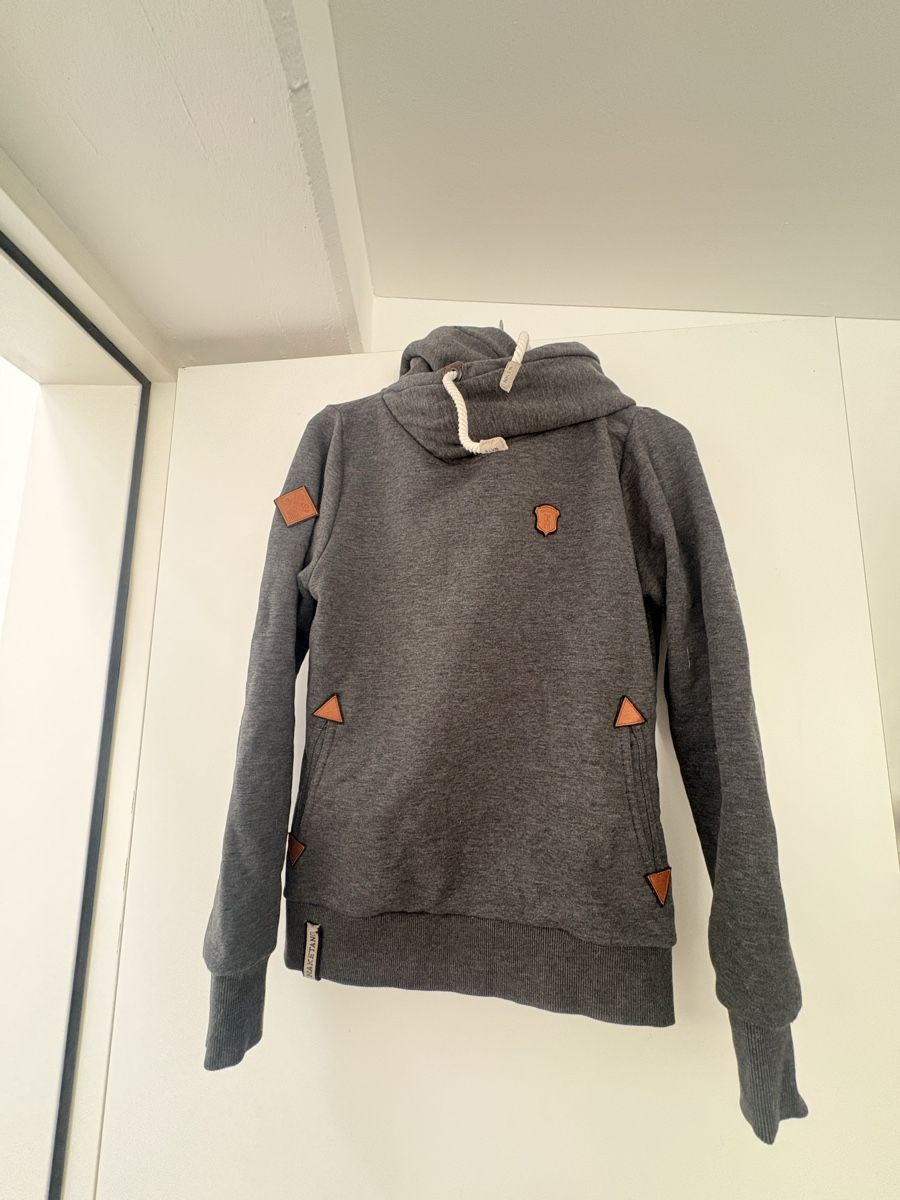 Naketano Maglioni & Felpe: Naketano Pullover , grau, warm, Grösse S, – Usato da Steg im Tösstal venduto da Beckerbande