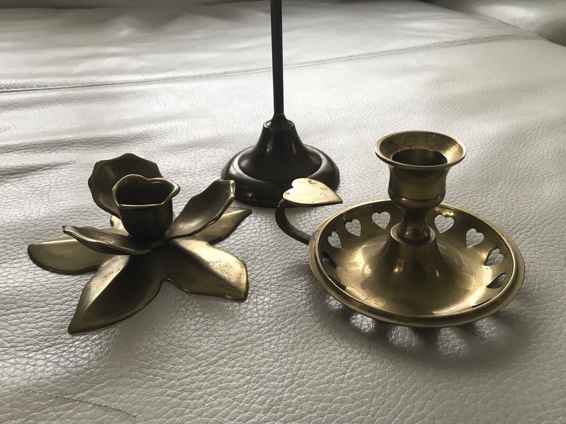 Bougeoirs: 3er Set Vintage Kerzenständer aus Messing – D'occasion à Hittnau par Noppi 3