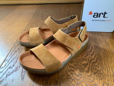 Art Biarritz 1386S Silk Suede toffee Gr.37