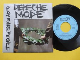 Depeche Mode – People Are People