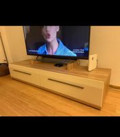 TV-Möbel mit Schubladen