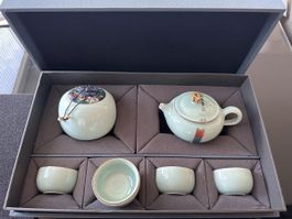 Service à thé Longquan Celadon (龙泉青瓷) – Xu Zhechuan – 2001 –