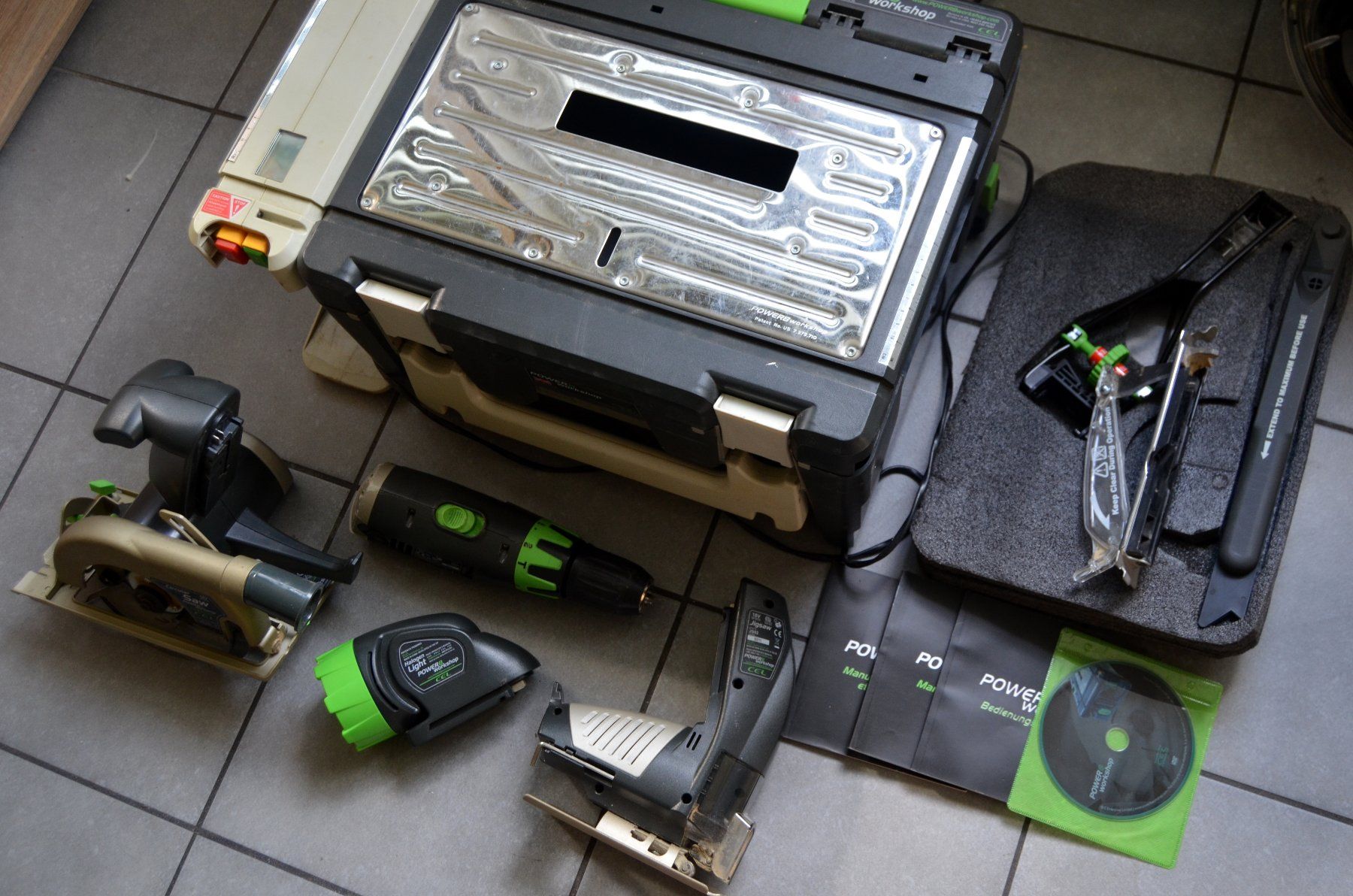 Tutti gli attrezzi: CEL Power 8 Workshop  Werkzeugkasten / boîte à outils – Difettoso da Collonges venduto da arashee 1