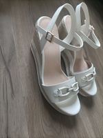 Wunderschöne Keilabsatz Sandalen von ESPRIT Weiss Grösse 41 