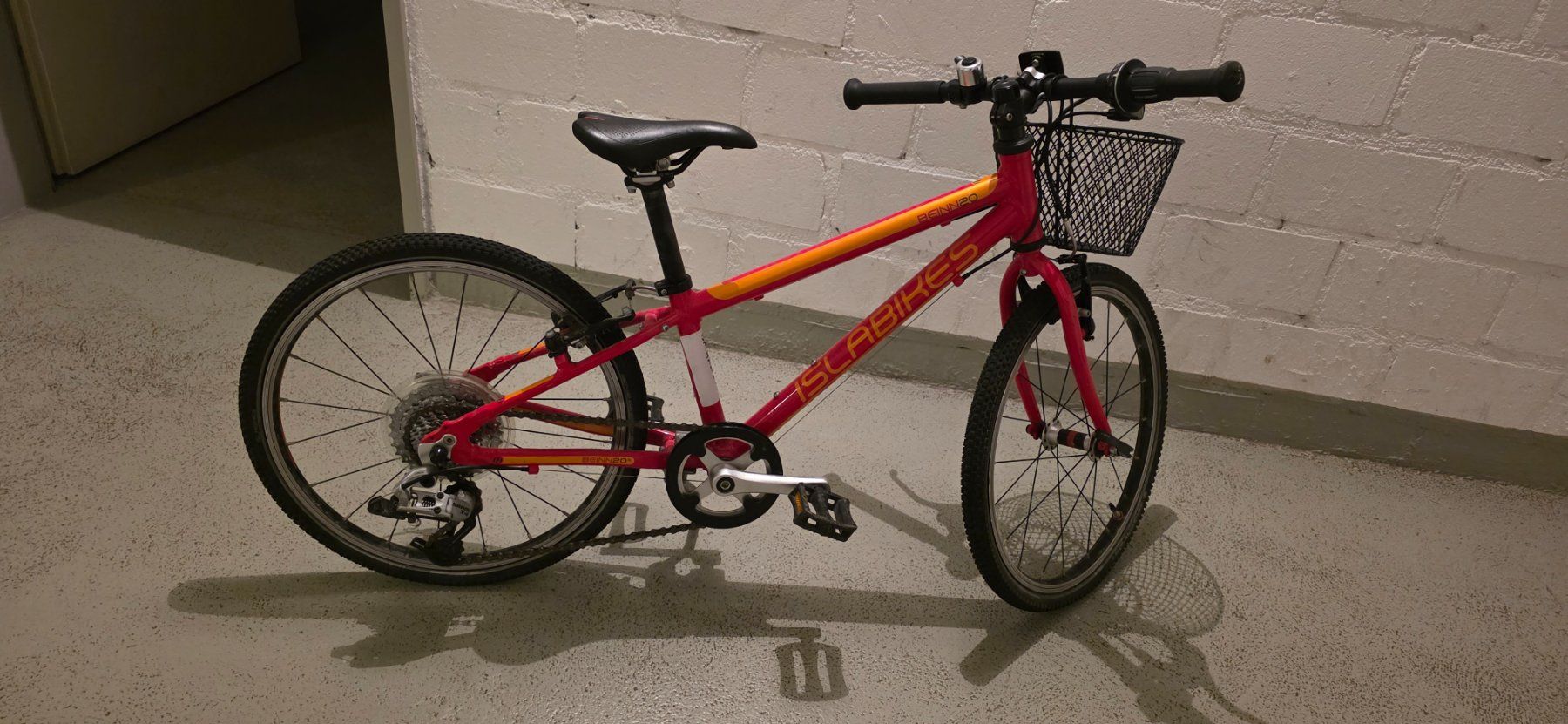 Islabike Velos: Islabikes Beinn 20 Small Red – Gebraucht aus Wädenswil von orminess