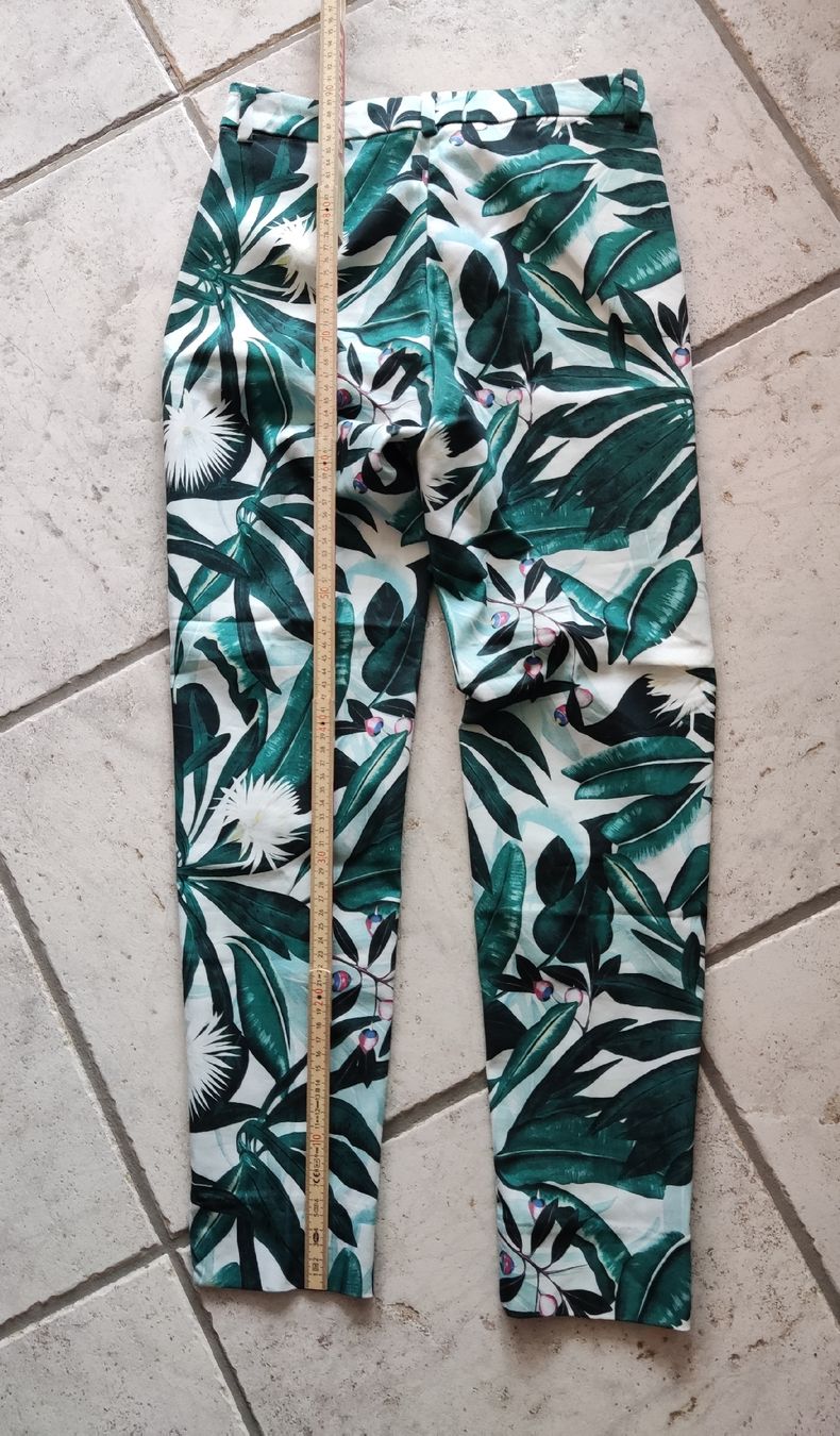 H&M Pantaloni: Sommerhose Größe 34 – Nuovo (secondo la descrizione) da Chur venduto da Rodanisa 1