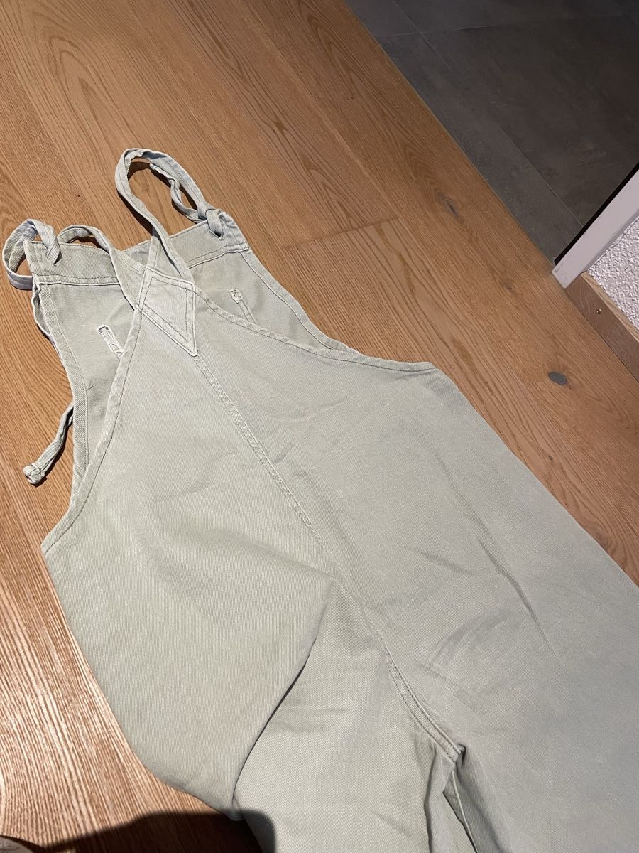 Hosen: coole weite Latzhose hellgrün – Gebraucht aus Bischofszell von krass13 3