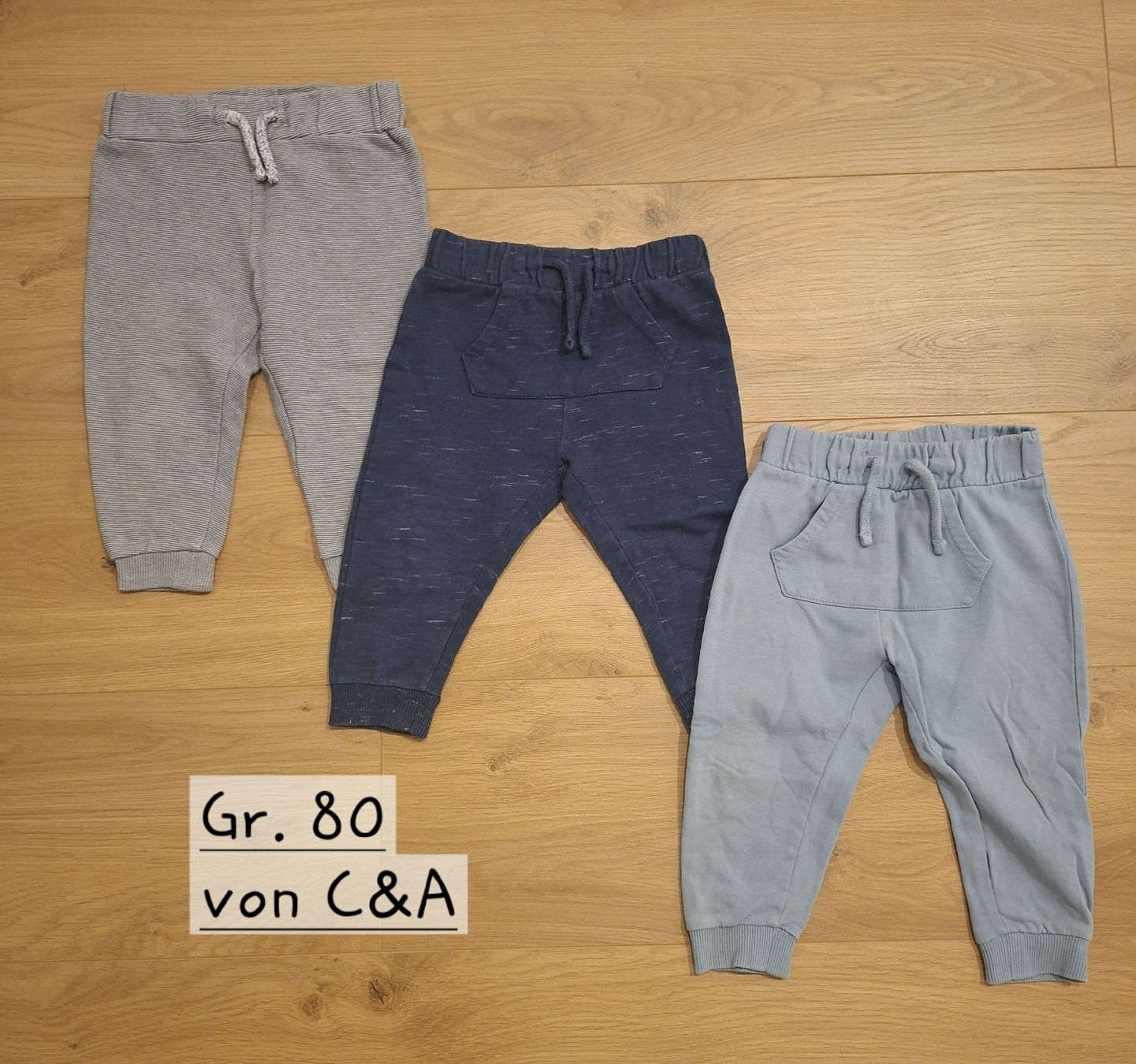 Lotti & Set di vestiti: Kleiderpaket Junge Grösse 74 bis 80 – Usato da Horw venduto da Maik016 1