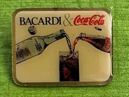 Coca-Cola Bacardi Pin | Kaufen auf Ricardo