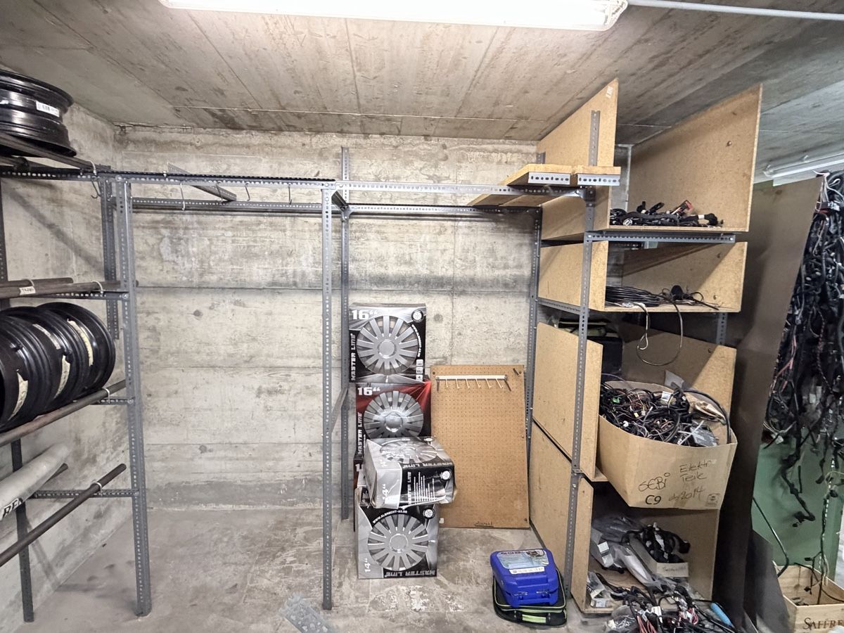 Regale: Gestell 313x230x104 – Gebraucht aus Kräiligen von tisala